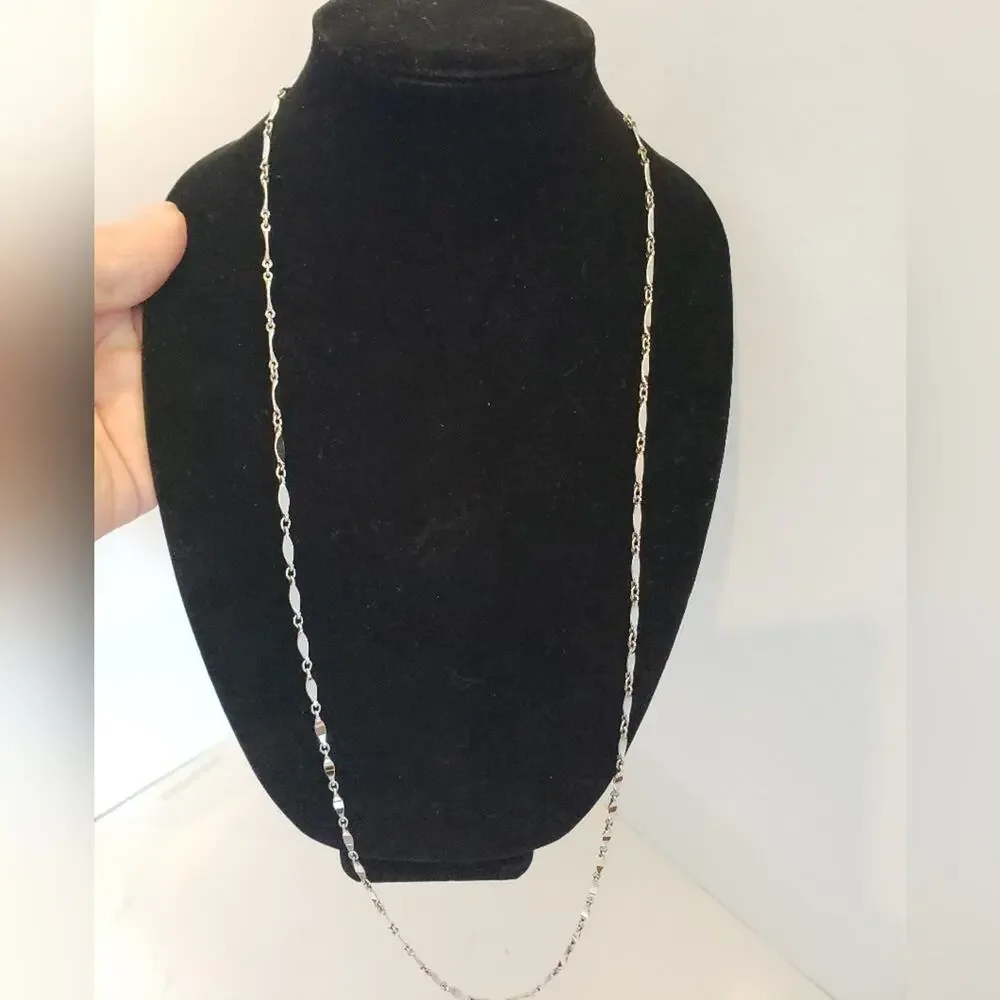 unbranded just pearls